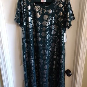 Elegant XL LuLaRoe Carly